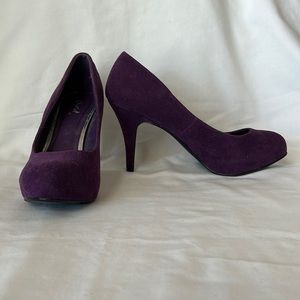 Qupid Purple Faux Suede Pumps Heels Size 7.5 New Without Box